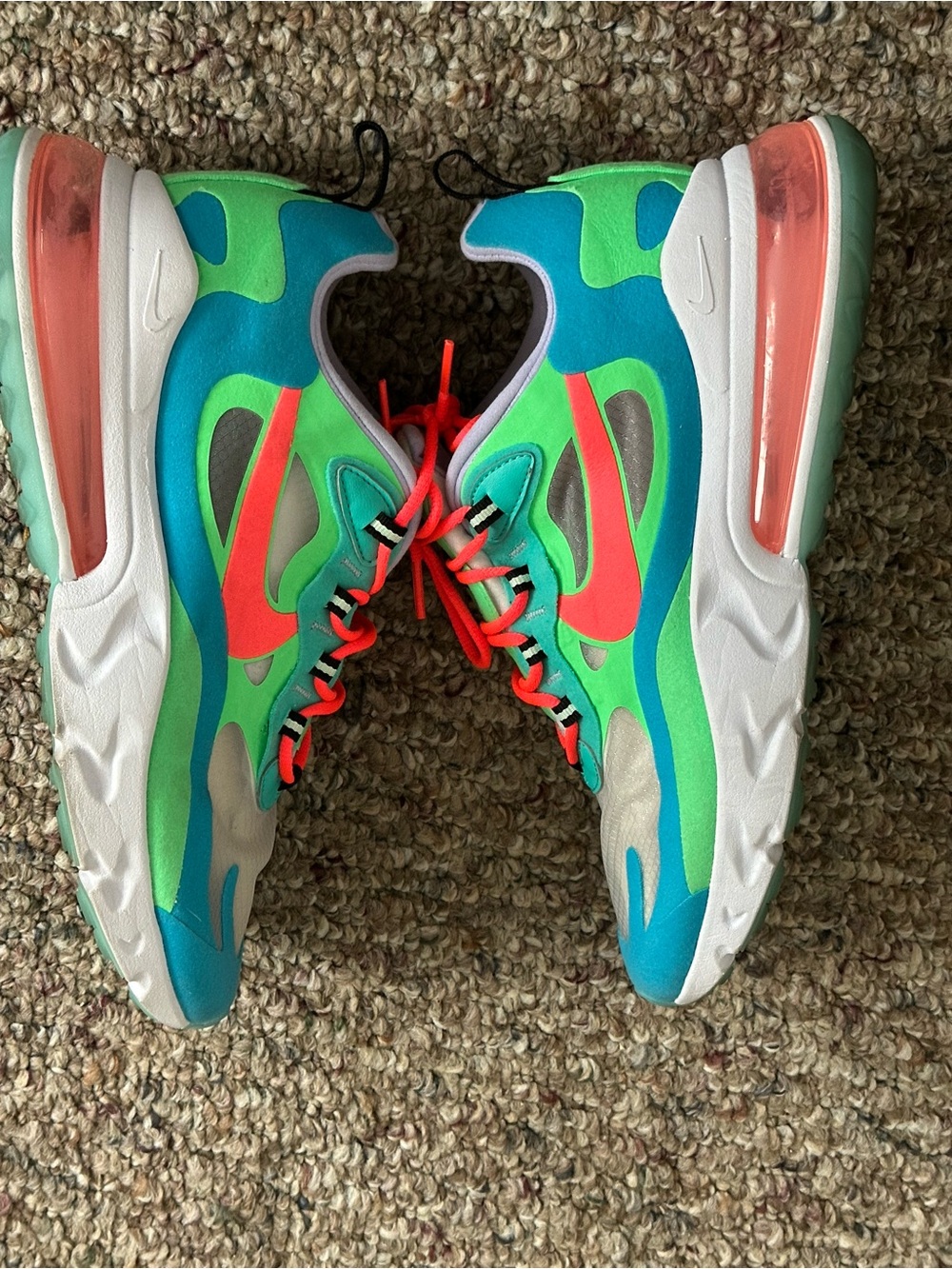 Nike women’s Multicolor Teal, Green and Coral Sneakers - Picture 6 of 8